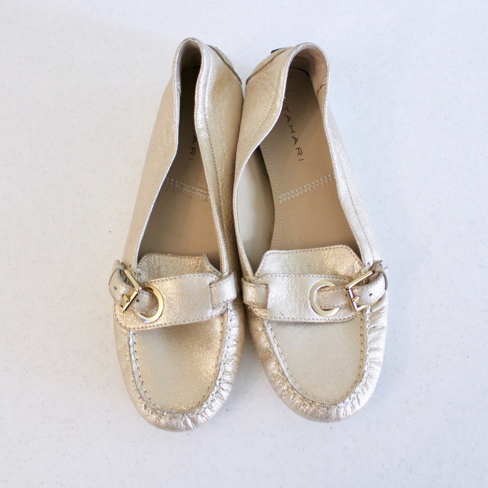 Tahari flats - Gold